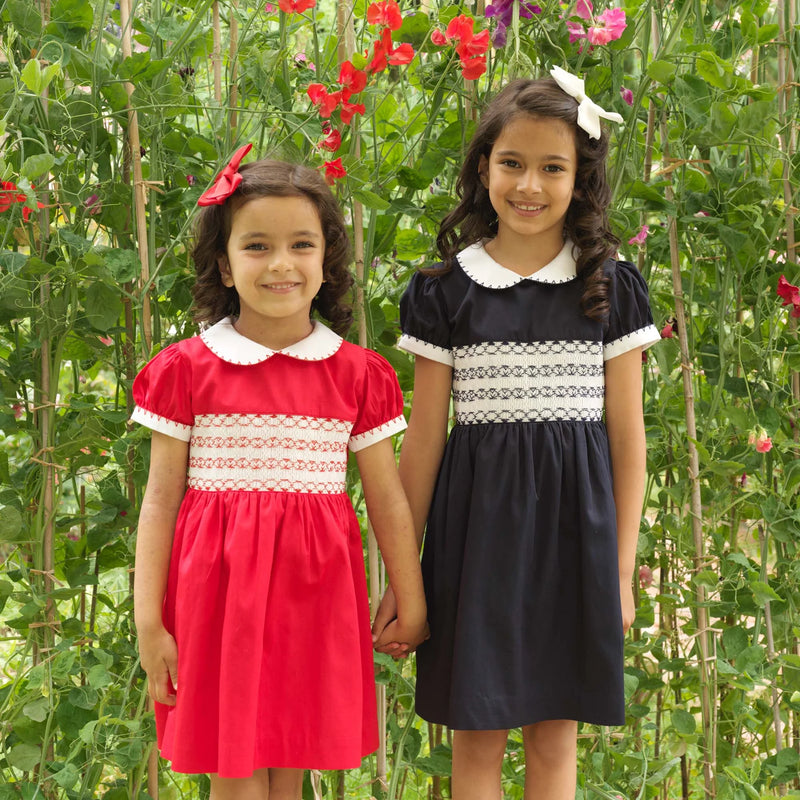 Rachel Riley Girls Classic Smocked Dress in Red 4Y Rachel Riley Girls Classic Smocked Dress in Red 4Y