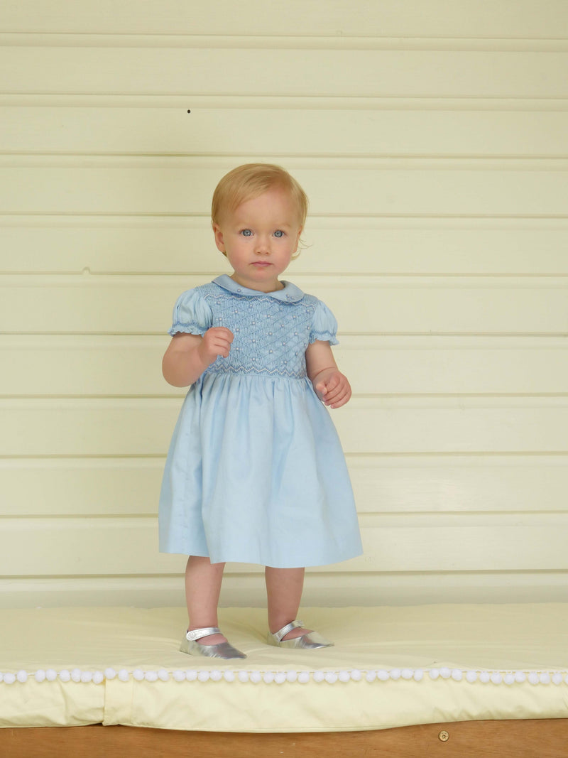 Rachel Riley Baby Girls Rose Smocked Dress And Bloomers in Blue 24M Rachel Riley Baby Girls Rose Smocked Dress And Bloomers in Blue 24M