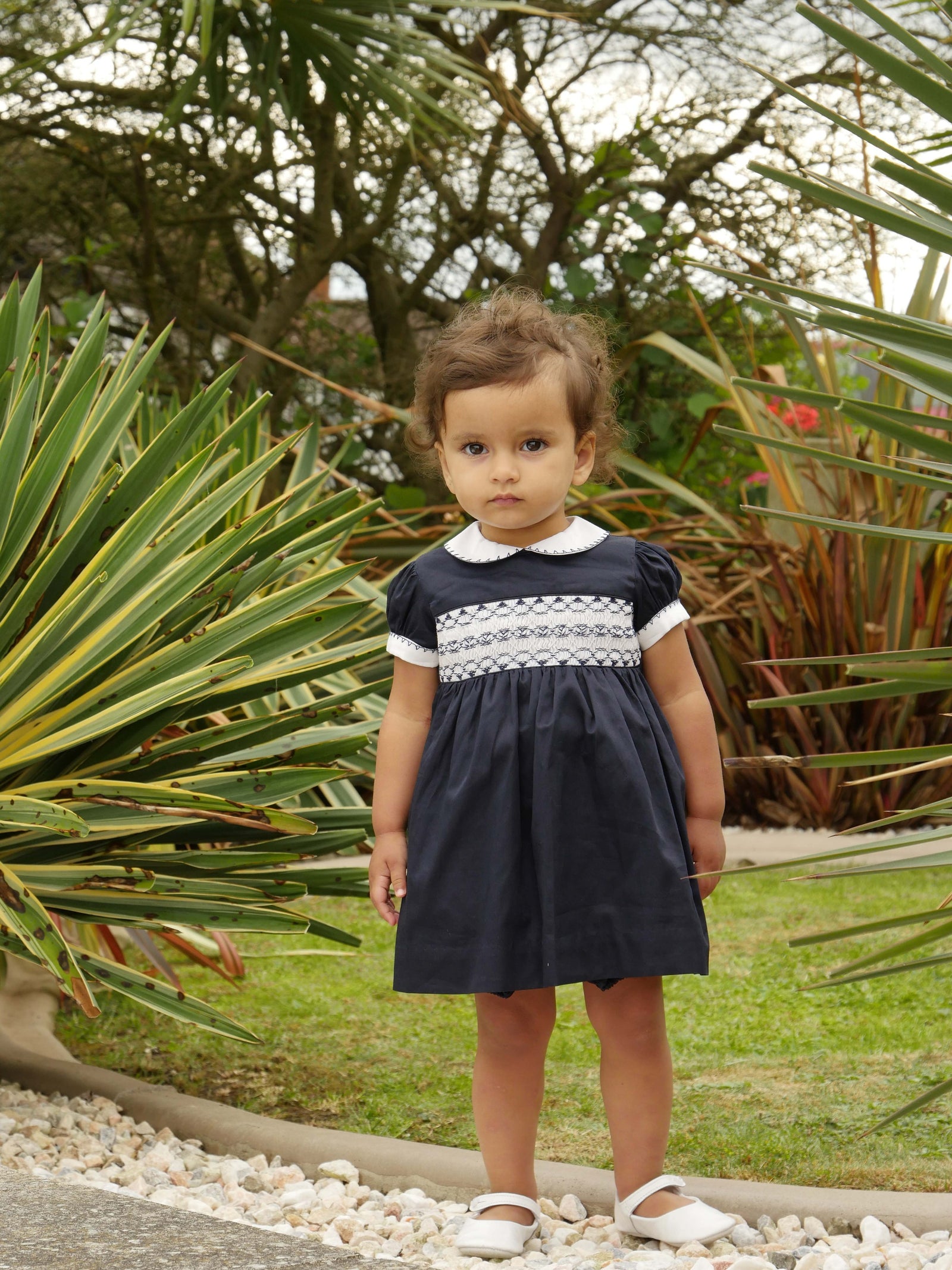 Rachel Riley Girls' Classic Smocked Dress And Bloomers - Baby - Blue - Size 12 months - Navy Rachel Riley Girls' Classic Smocked Dress And Bloomers - Baby - Blue - Size 12 months - Navy